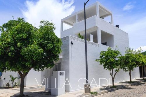 VILLA GADI - Roof Garden - Pizza Oven - Tiny Pool in El Manzanillo
