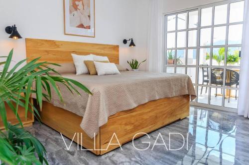 VILLA GADI - Roof Garden - Pizza Oven - Tiny Pool in El Manzanillo