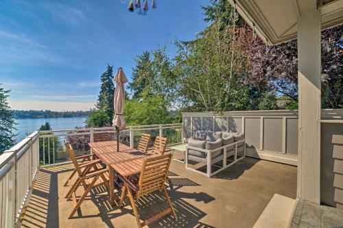 Spacious Lake Stevens Home with Fire Pit, Patio