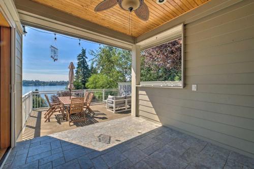 Spacious Lake Stevens Home with Fire Pit, Patio