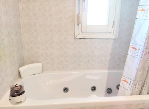 Bañera de hidromasaje, Apartamento EntreRíos (Apartamento EntreRios) in Barbastro