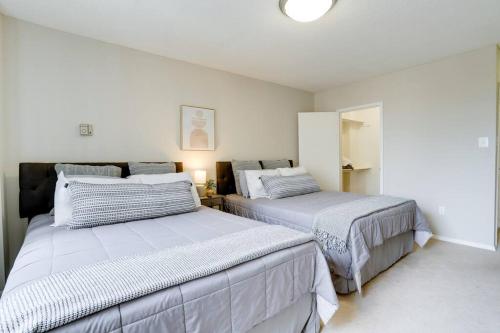 Cozy 2 BR Condo at Arlington With Gym in Arlington, USA
