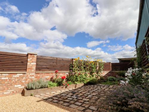 Зовнішній вигляд готелю, Wren cottage in Сендбеч