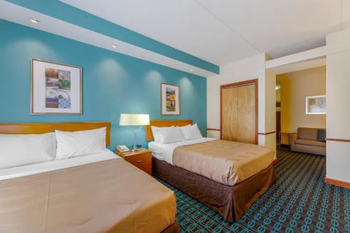 Quality Inn & Suites Sandusky - Hotel