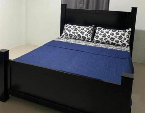 1 Bed House - Sleeps 2 - Pool - Parking - Wifi, Georgetown (zdjęcie 6)