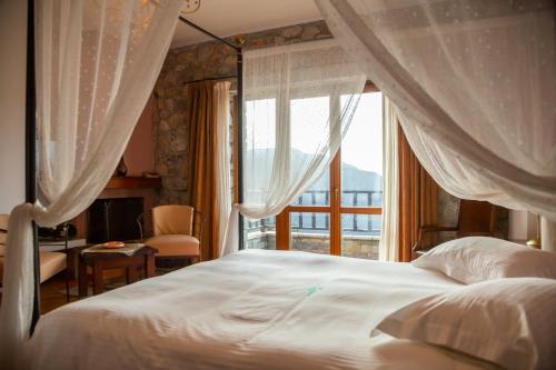 Karyatis Resort Hotel de charme Liyiá