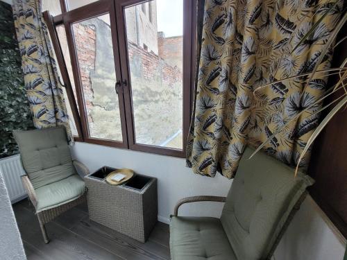 One-Bedroom Apartment image 10