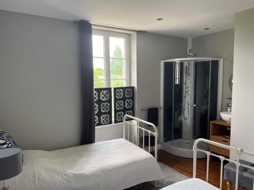 2 twin beds