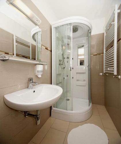 Hotel Villa Huber Room Type - Triple Room