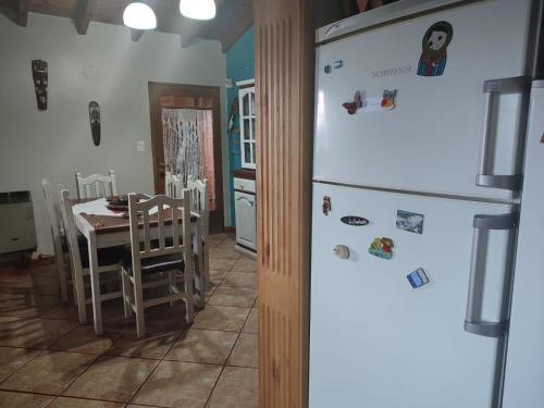 المرافق, Alem Casa de Familia in أوشوايا