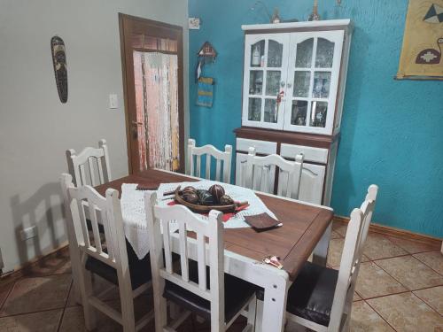 المرافق, Alem Casa de Familia in أوشوايا