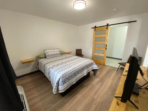 1 queen bed