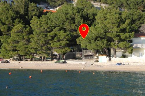 Apartments by the sea Brela, Makarska - 6007