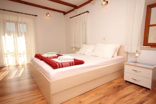 Apartments by the sea Slano Dubrovnik - 9013 - image 10