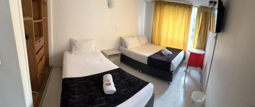 Standard Double Room image 6