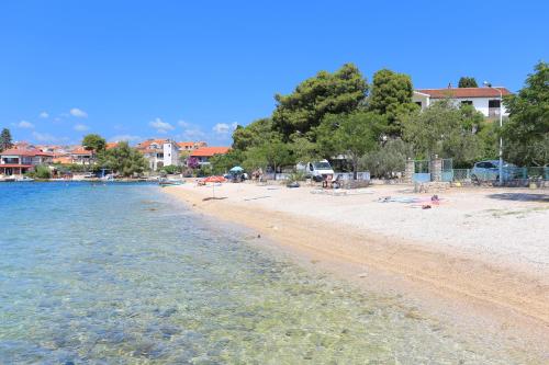  Apartments by the sea Brodarica, Sibenik - 919 in Brodarica