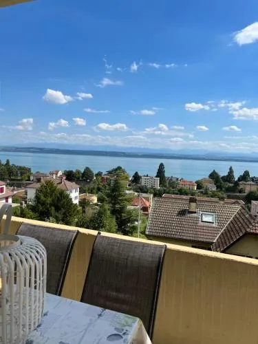Alpes 54 in Neuenburg, Schweiz
