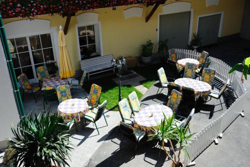 Indgang, Hotel-Gasthof-Fleischerei - Zur alten Post in Schwanberg