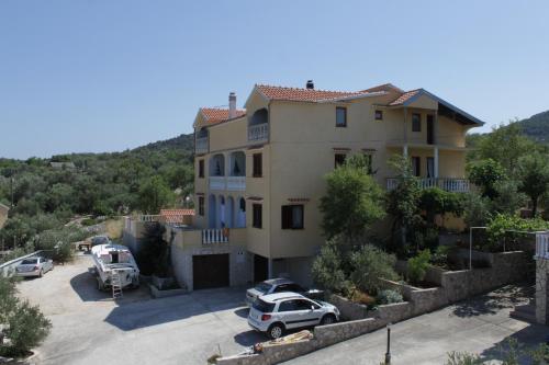  Apartments with a parking space Sali, Dugi otok - 8152 in Sali