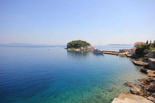 Skats, Apartments by the sea Savar, Dugi otok - 8079 in Brbinj