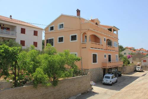  Apartment Sali 8121a, Pension in Sali bei Pinizelić