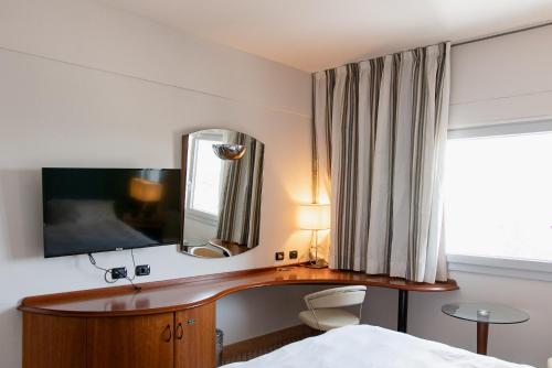 1 queen bed
