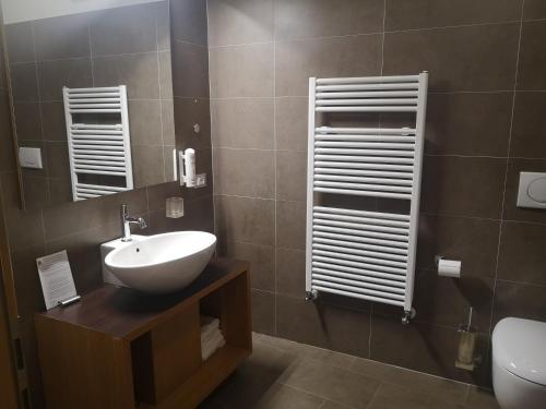 Albergo Cavallino Bianco Room Type - Quadruple Room