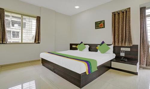 B&B Nashik - Treebo Trend Excellent Homes, Nashik - Bed and Breakfast Nashik