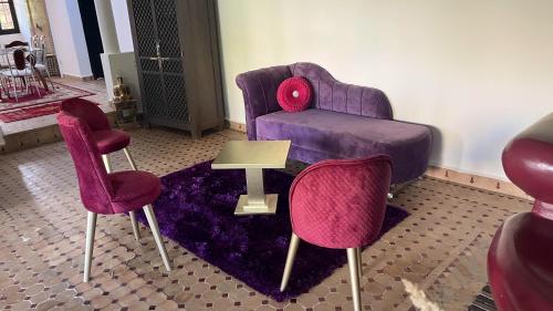 Elegant Villa in Marrakech with Private Pool - image 12