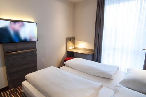 Comfort Double or Twin Room with Air Conditioning
