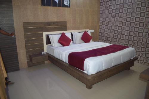 The Sky Comfort - Hotel The Heaven, Dwarka