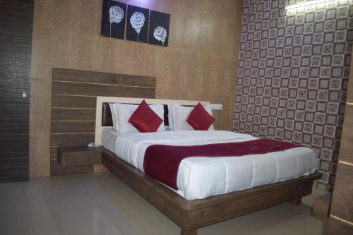 The Sky Comfort - Hotel The Heaven, Dwarka