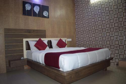 The Sky Comfort - Hotel The Heaven, Dwarka