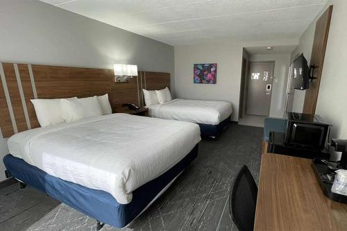 Days Inn & Suites by Wyndham Springfield OH in Springfield, USA