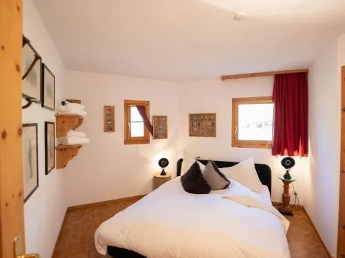 Apartment Chesa Cresta by Interhome in Surlej, Schweiz