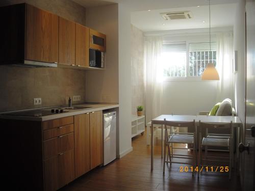 Apartamentos Clavero, Малага (фото 7)