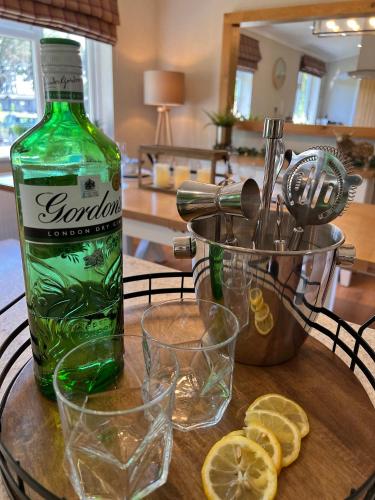 Hollicarrs - Dragonfly Lodge Hollicarrs - Dragonfly Lodge