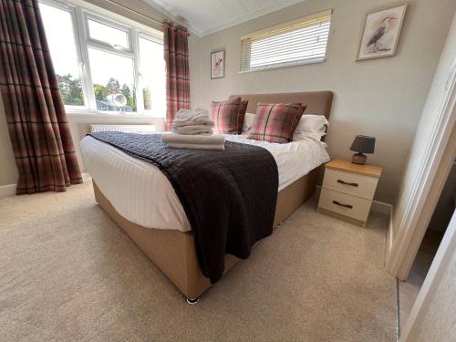 Hollicarrs - Dragonfly Lodge Hollicarrs - Dragonfly Lodge