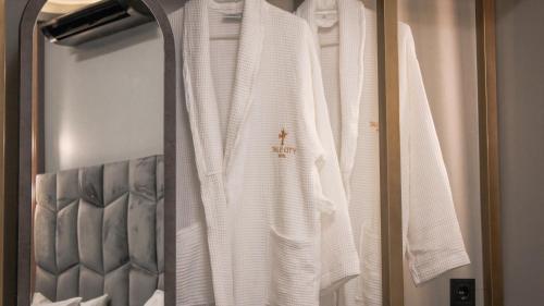 TALLES CITY HOTEL TALLES CITY HOTEL