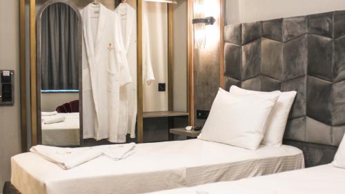 TALLES CITY HOTEL TALLES CITY HOTEL