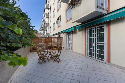 Apt w/Terrace 10 min walk from Piazza S.Stefano, Boloňa (fotografie 4)
