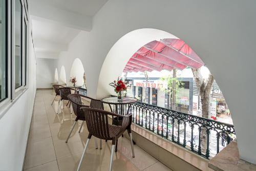 Balcony/terrace, La Bonita hotel and Apartment in District 7