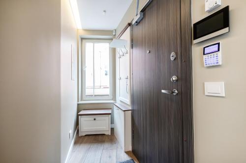Vingriu Street Apartment by Reside Baltic - image 2