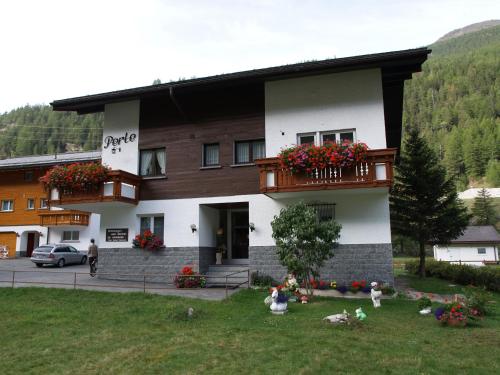  Ferienhaus Perle in Saas-Grund