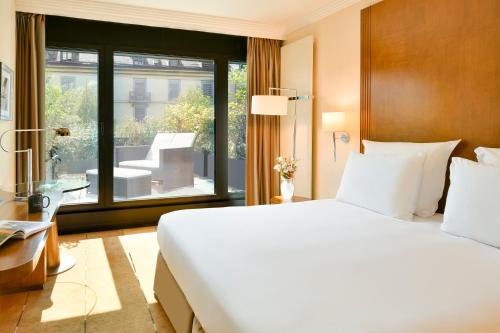 hotel photo