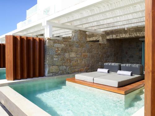 Bill & Coo Mykonos -The Leading Hotels of the World