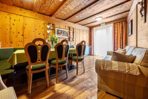  Zimmerhofer C Dolomiti in 39030 Steinhaus