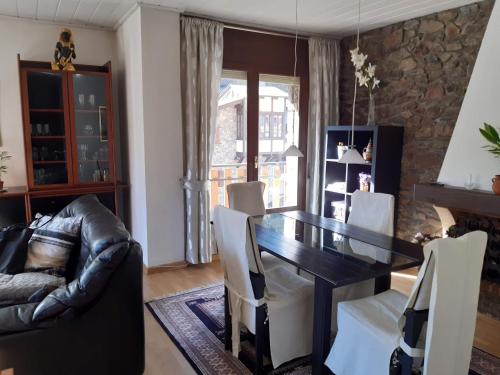 Areny Arinsal hasta 6 personas in Mas de Ribafeta