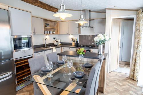 Зовнішній вигляд готелю, Glenfinnan Hot Tub Lodge 29 Cameron, St Andrews in Largo Ward
