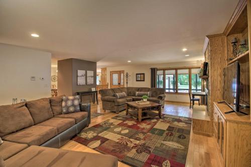 Spacious Verndale Home with Backyard Fire Pit!